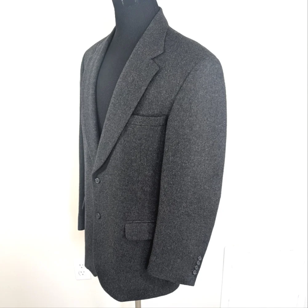 Vintage Club Room camel hair, 2 button Sport Coat. 42 Long